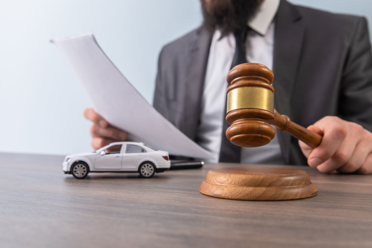 Why Should You Hire A Lawyer For A Car Accident Case In New Orleans?